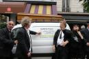 enterrement de maman paris j2 070 * 3504 x 2336 * (2.29MB)
